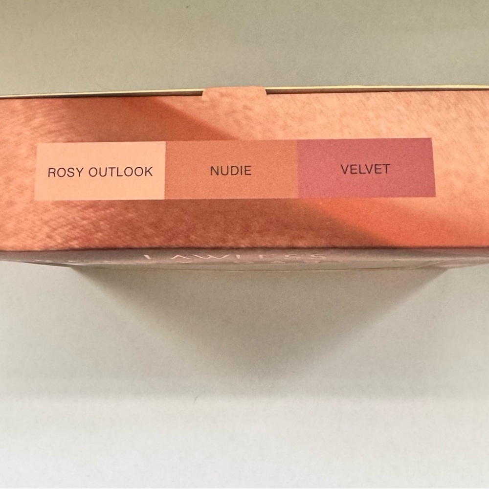LAWLESS Forget The Filler Lip Gloss Trio - Dreamy Darlings - Picture 4 of 5